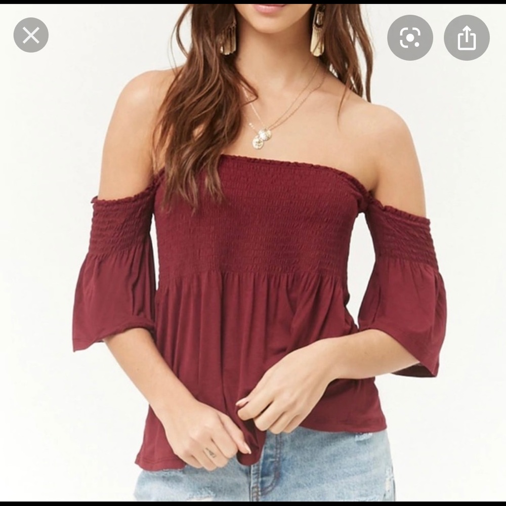 Off-the-shoulder Top